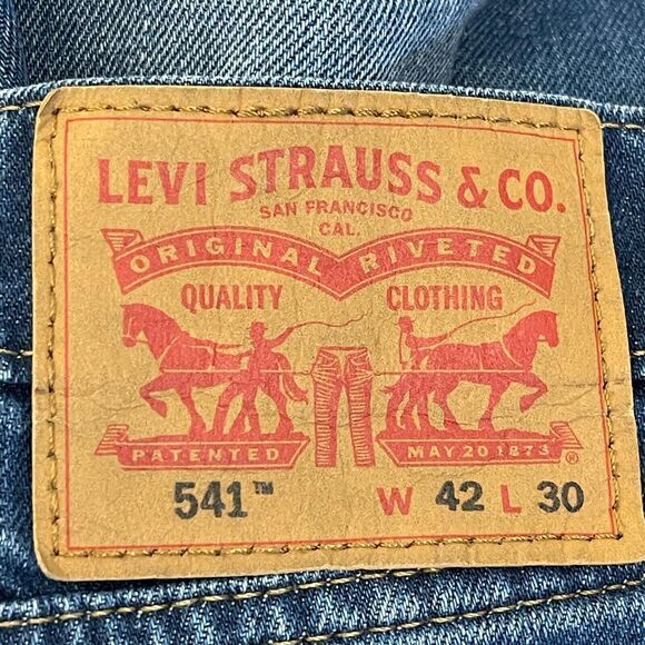 Levi's‎ 541 Athletic Fit Taper 42x30 Cotton Stretch Denim Blue Jeans Medium Zip - Picture 2 of 10